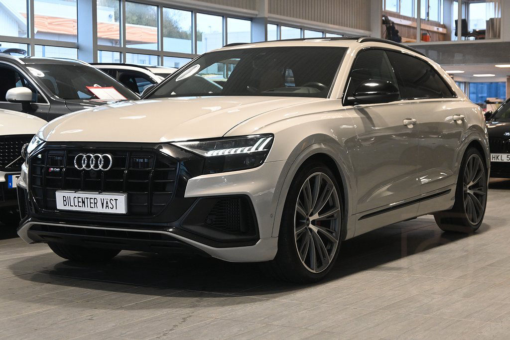 Audi SQ8 TFSI quattro