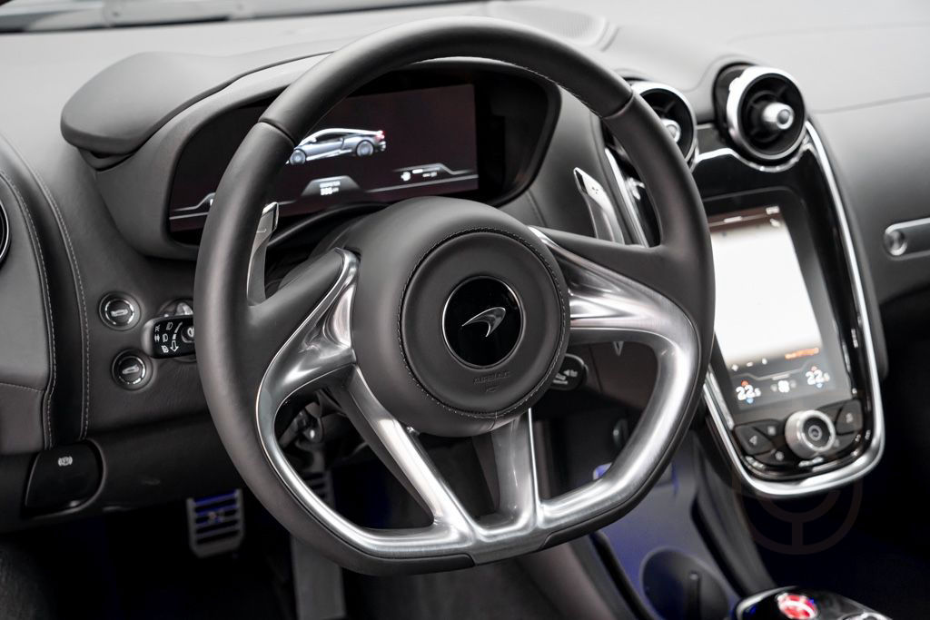 McLaren GT // WARRANTY // NETTO EXPORT