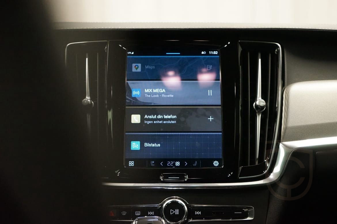 Volvo S90 Recharge T8 Ultimate Dark