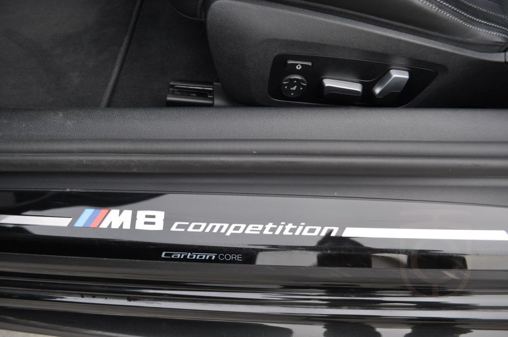 BMW M8 Cabrio Competition*LASER*360*SOFT*LIVE*20ZOLL