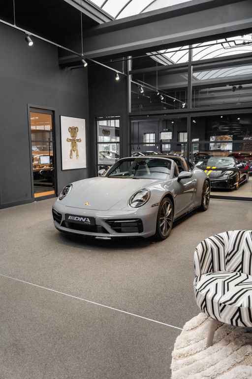 Porsche 992 992 Targa 4 Lift Carbon Bose 911 3.0 Targa 4