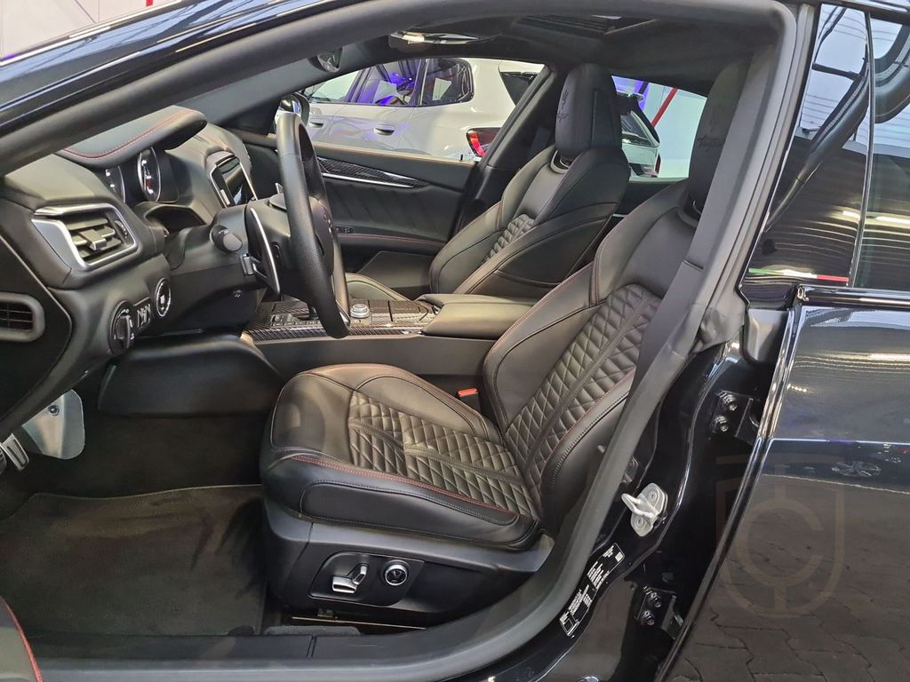 Maserati Ghibli Trofeo 3.8 V8