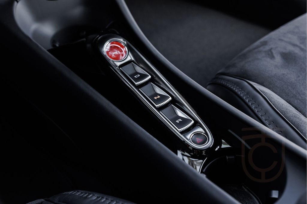 McLaren Artura 3.0 V6 Plug-in | Performance | Black Pack