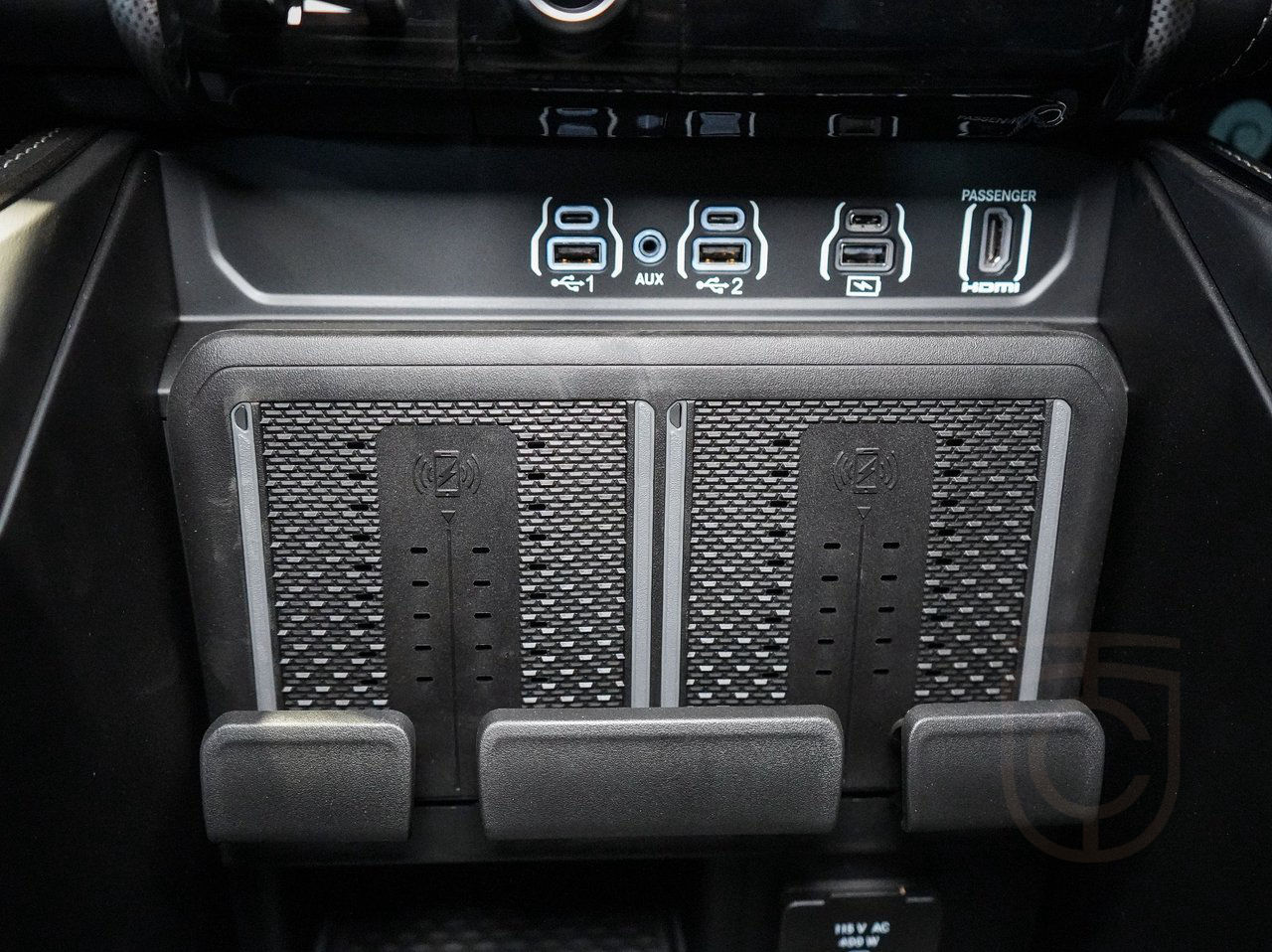 Dodge RAM 2500 HD Limited Night Edition RAMBOX CUMMINS