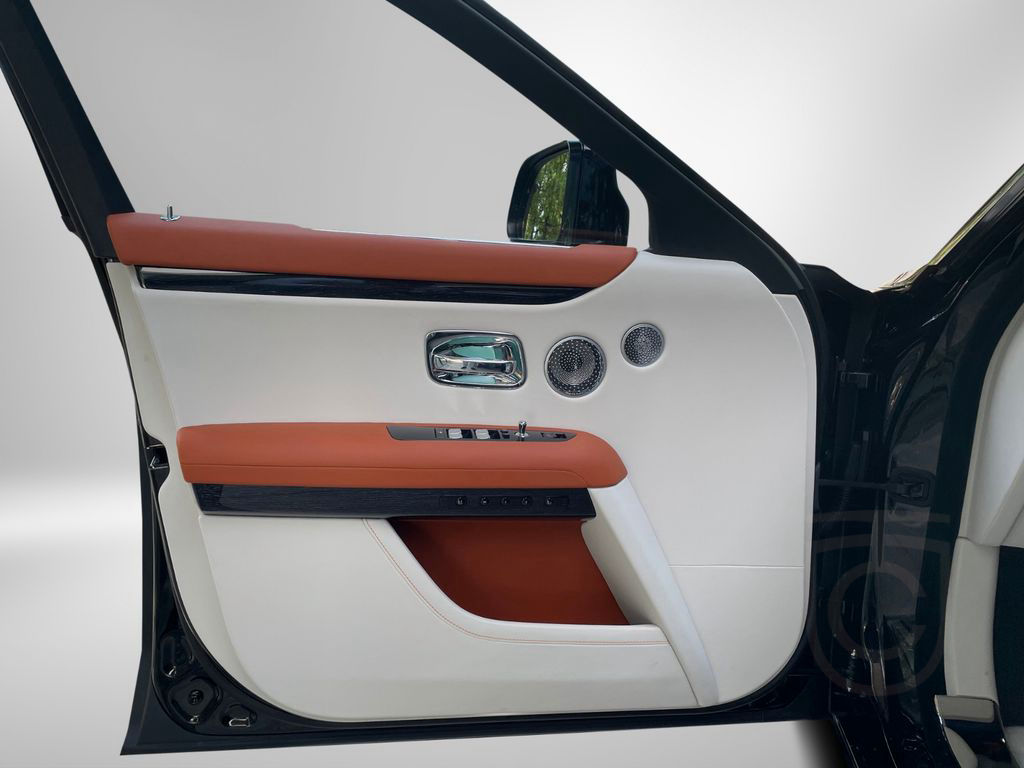 Rolls-Royce Ghost Amber Roads 1 of 12