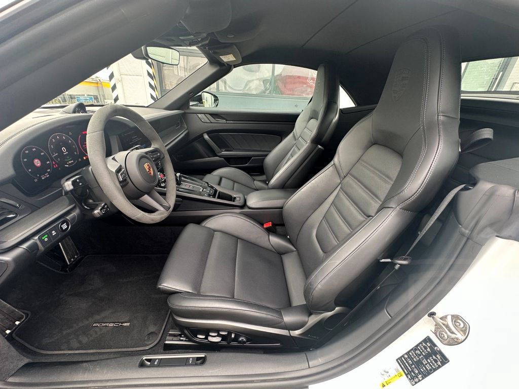 Porsche 992 GTS Cabrio/ T-Hybrid/BOSE/Matrix/Sitzklima