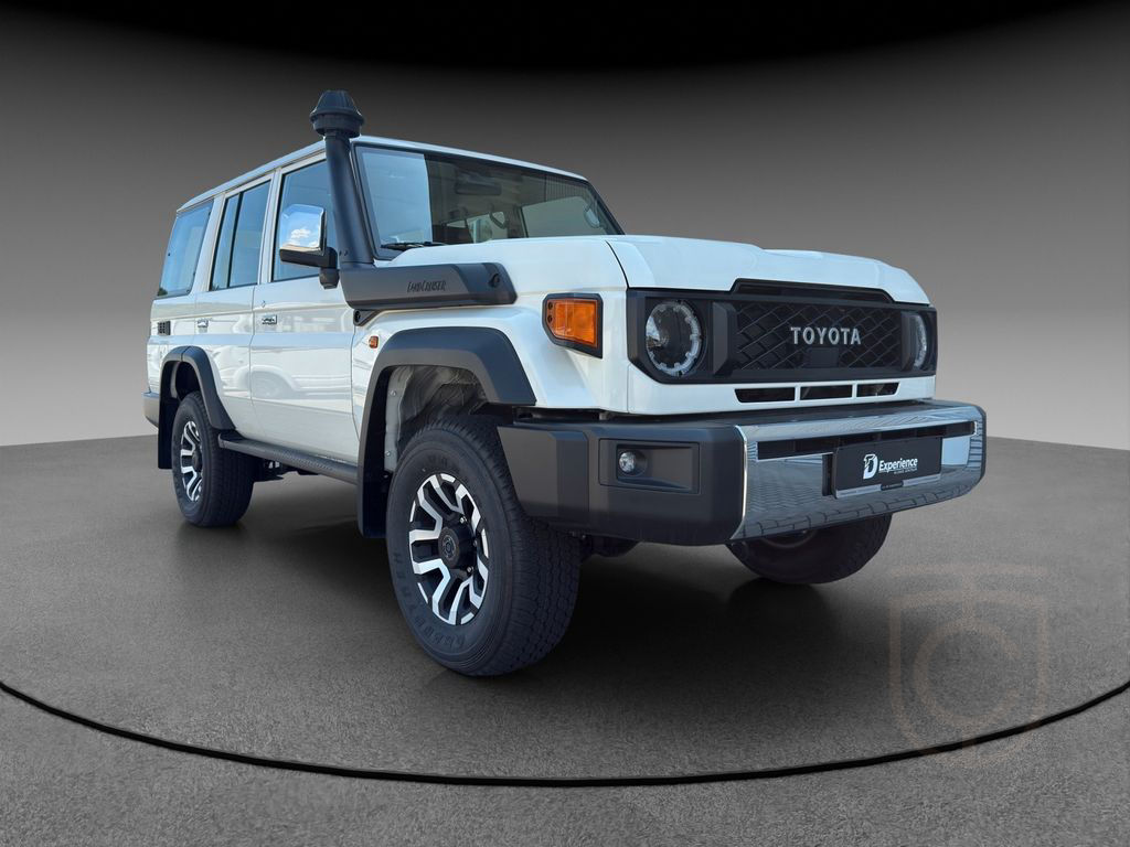 Toyota Land Cruiser GRJ76 AT Luxury + LED+ Safety Sense
