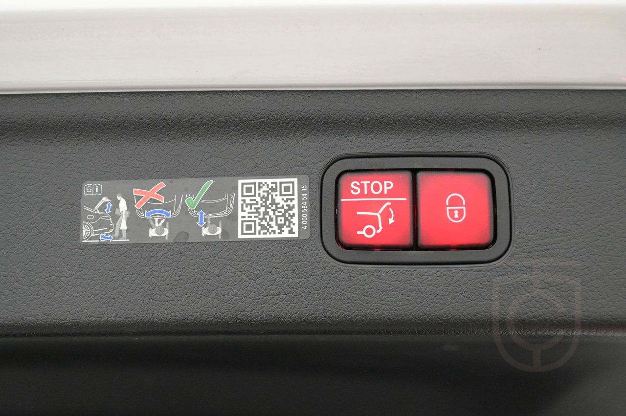 Mercedes-Benz EQE SUV 500 4MATIC AMG Pano Burmester HUD BSM