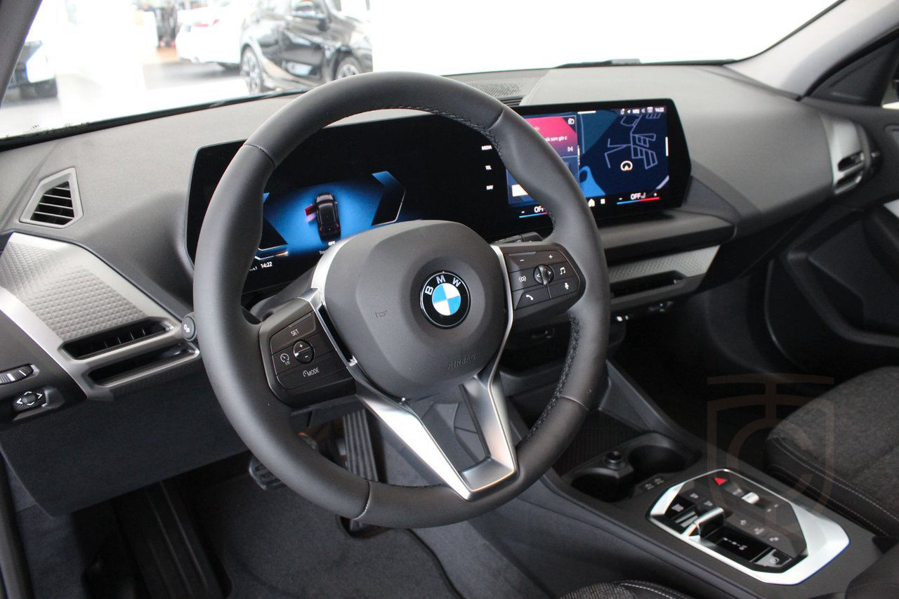 BMW 120 i M Sport Design Automat