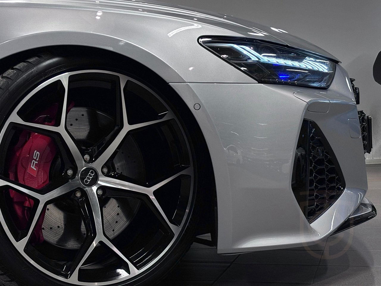 Audi RS6 Pano B&O 3D HUD Soft Close 22'' RS Design
