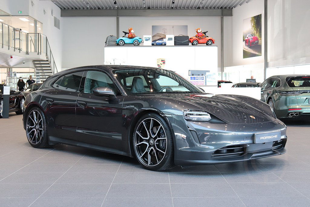 Porsche Taycan Sport Turismo MY23