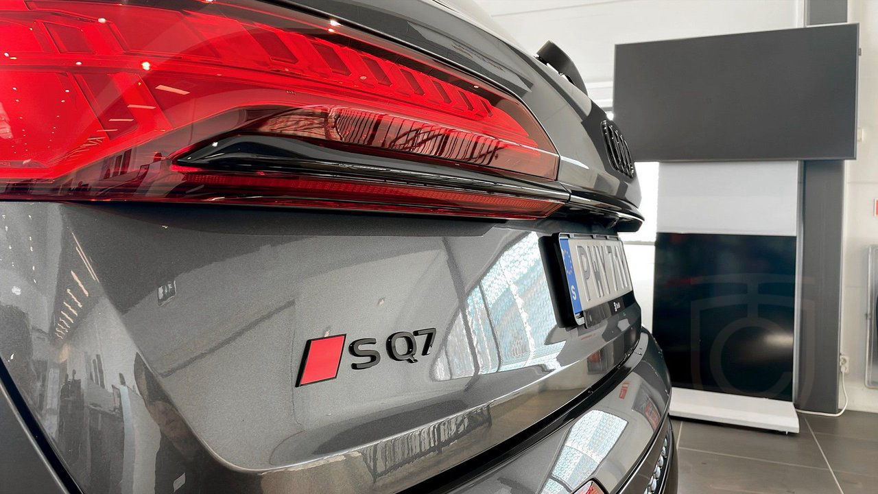 Audi SQ7 quattro