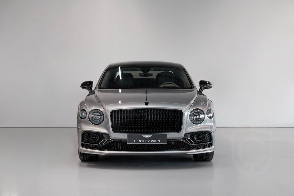Bentley Flying Spur S V8