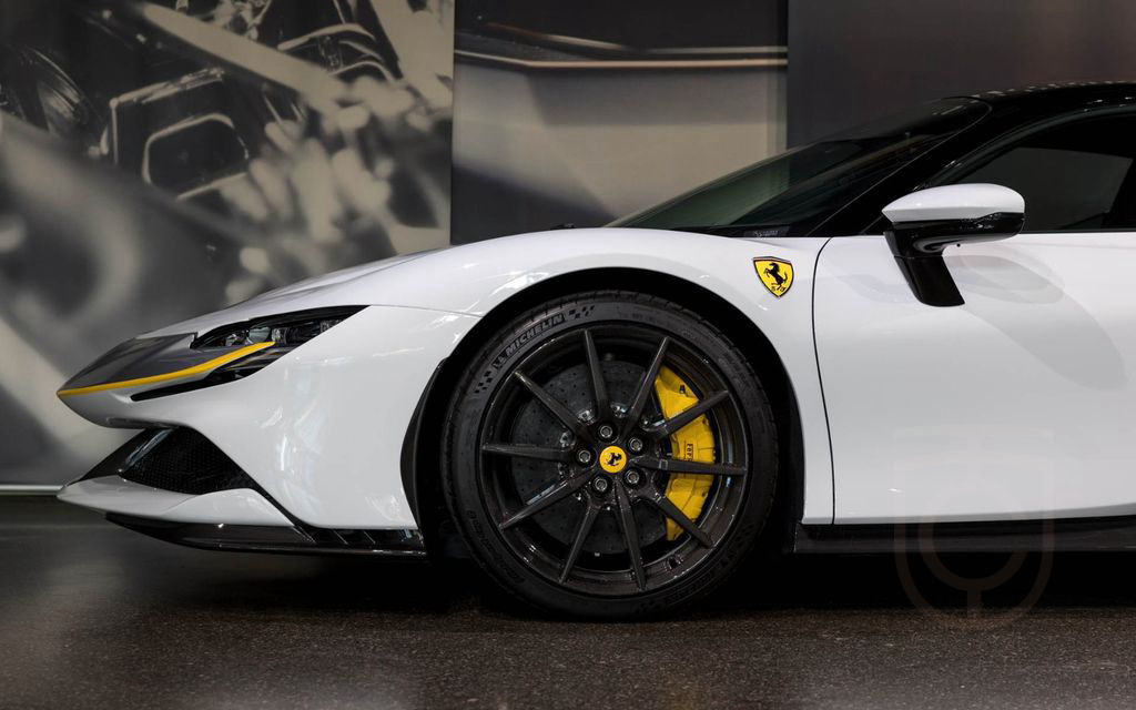 Ferrari SF90 STRADALE | ASSETTO FIORANO| FULL CARBON