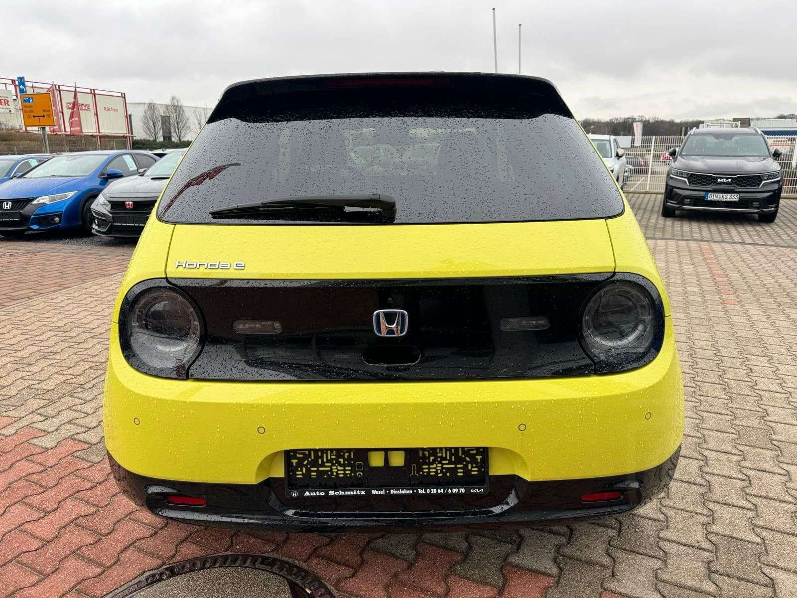 Honda e