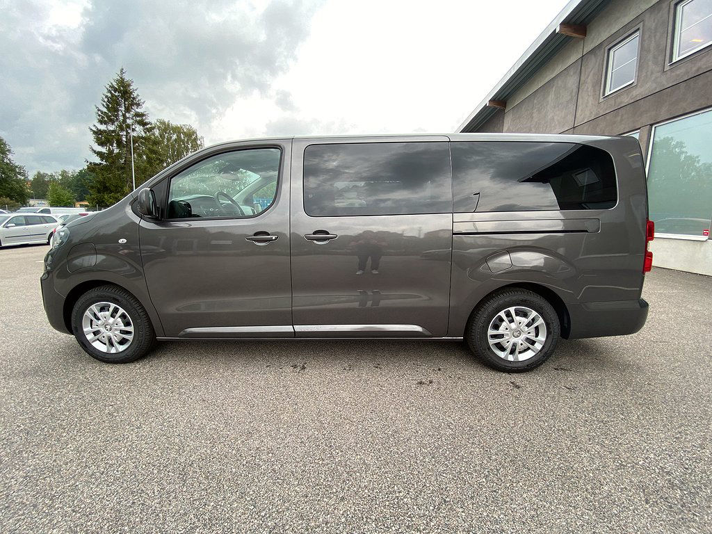 Peugeot Traveller Electric 75kWh | 9-sits