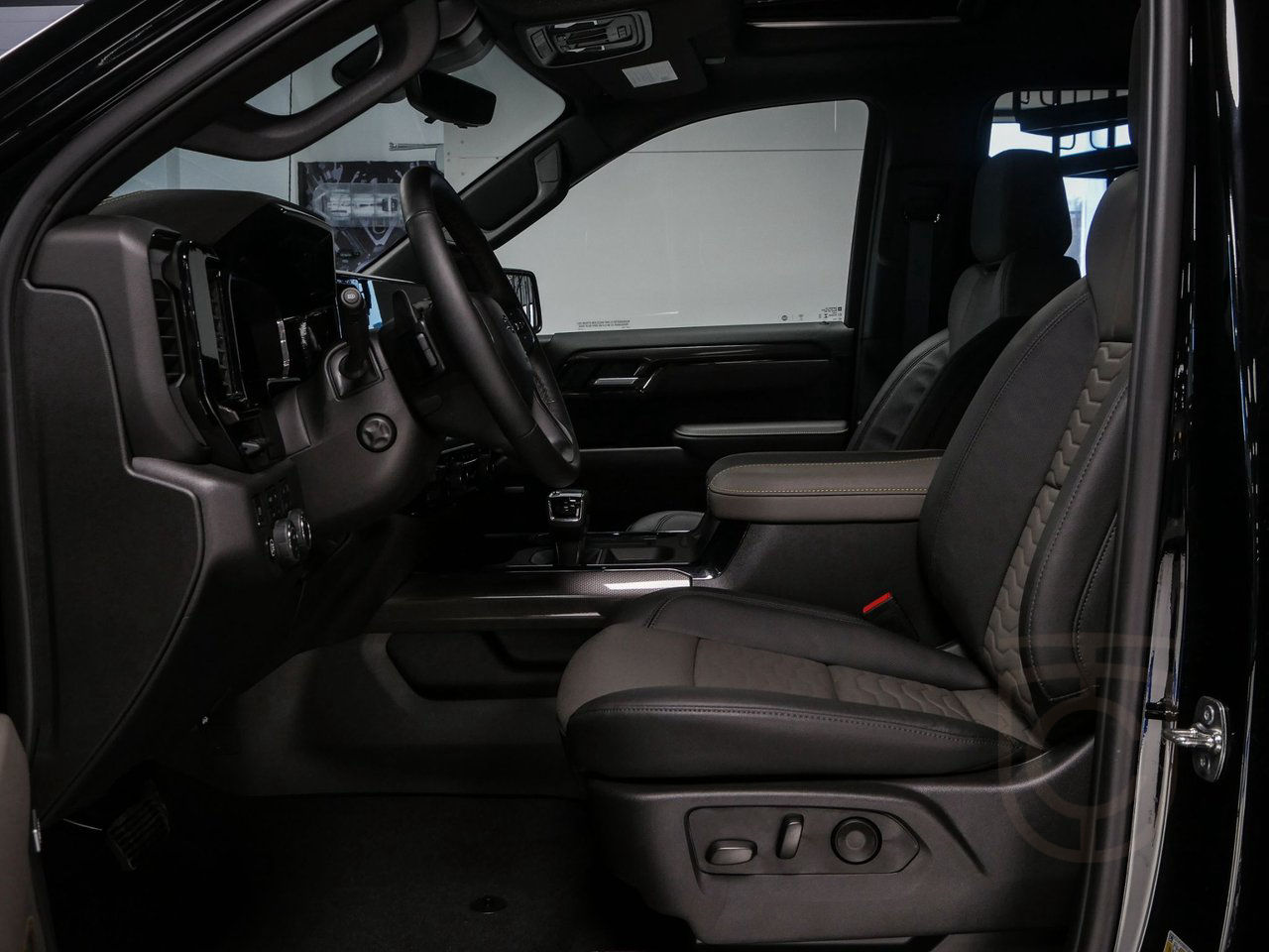 Chevrolet Silverado ZR2 6.2L V8