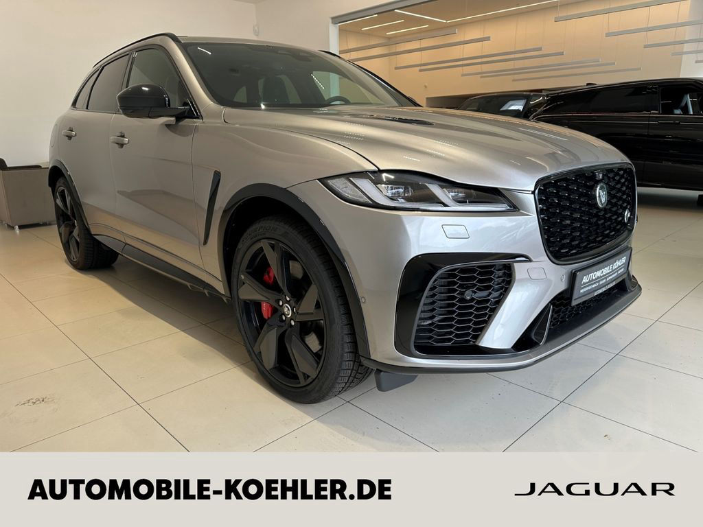 Jaguar F-Pace P550 SVR AHK 22''LM PANODACH HEAD-UP ACC
