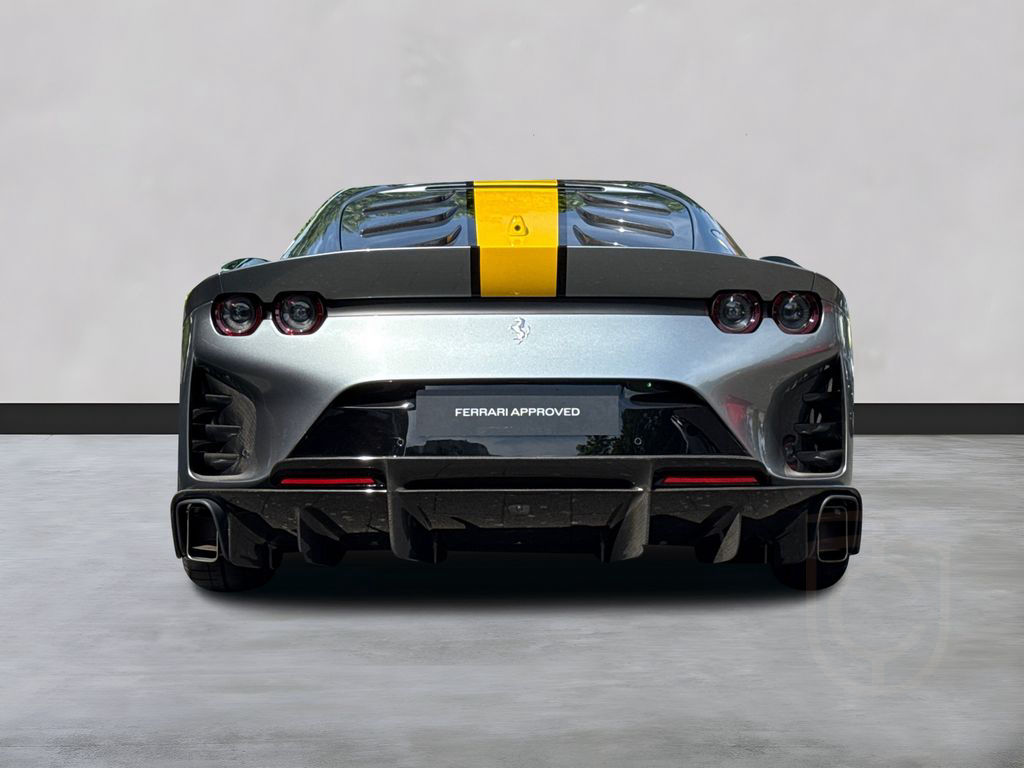 Ferrari 812 Competizione