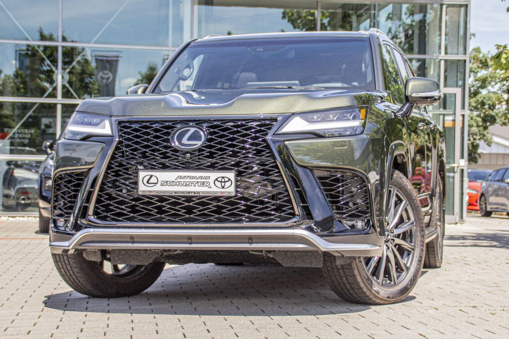 Lexus LX 600 F SPORT