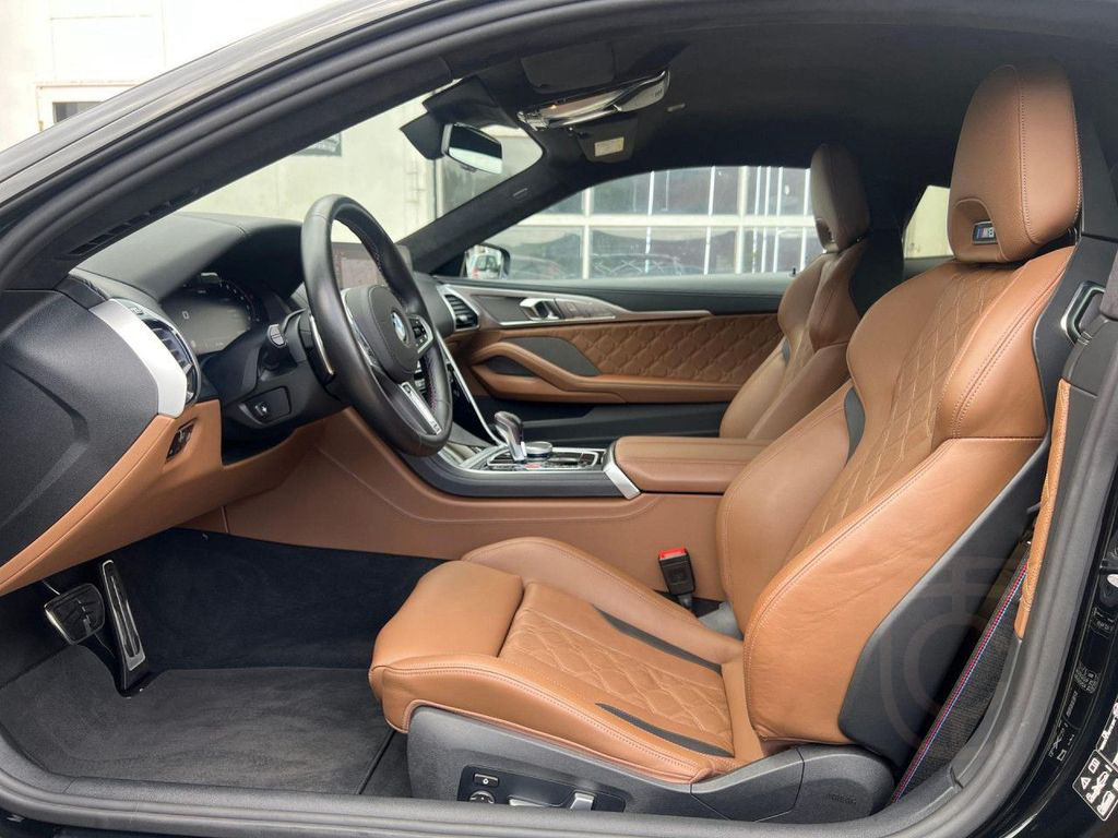BMW M8 Coupe Competition Laser,360°,St+G,SoftCl,H/K