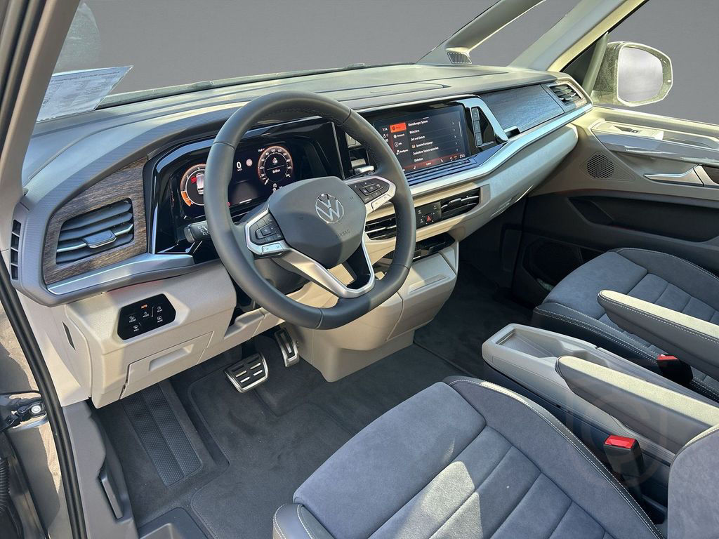 Volkswagen Multivan Langversion 2.0 TDI Style DSG+MATRIX