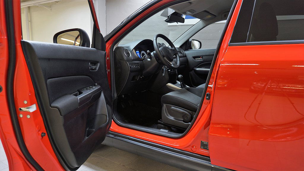 Suzuki Vitara 1.4T Hybrid allgrip 4x4 Kampanj! från 227900:-