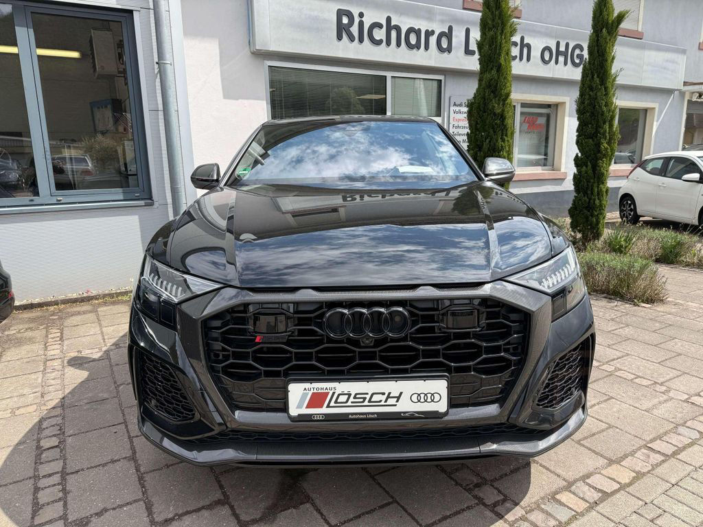 Audi RS Q8 AGA01-27-150tkm/B O/NACHTSICHT/305KMH/STAN