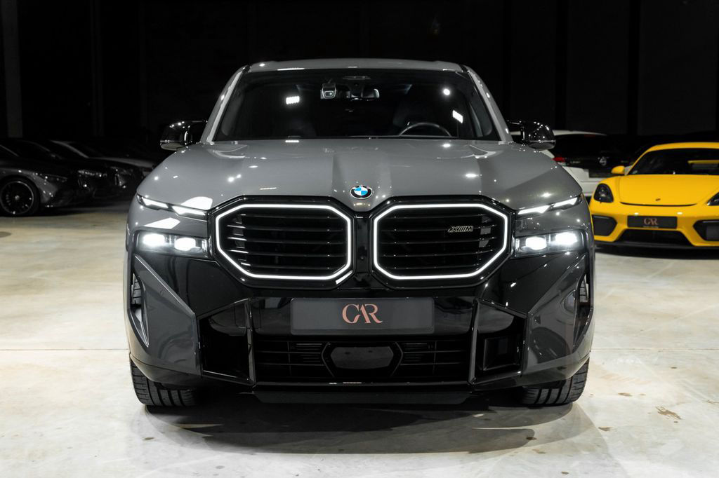 BMW XM 4.4 *BOWERS*HITCH*MASSAGE*