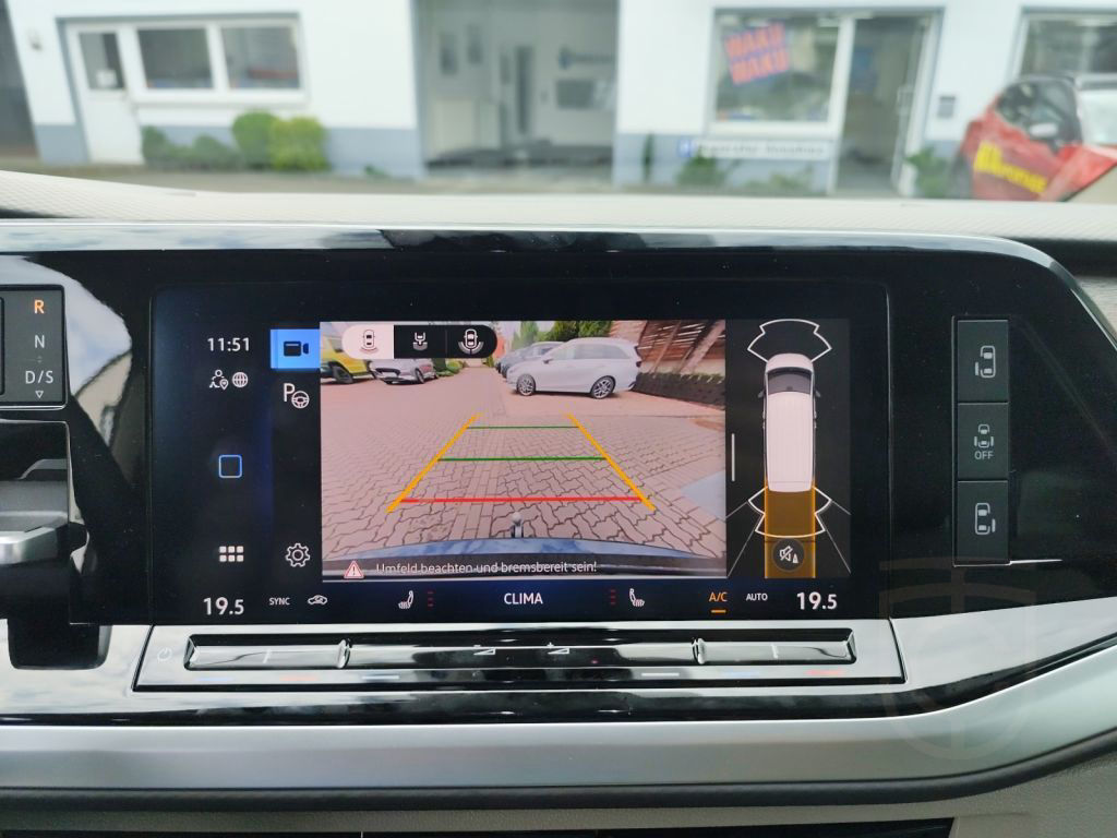 Volkswagen Multivan LÜ DSG Style Sthzg. Pano el.Sitze Navi