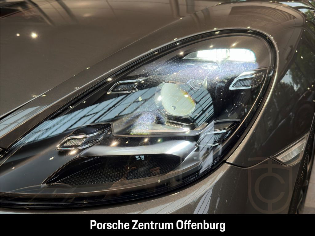 Porsche Boxster 718 Style Edition