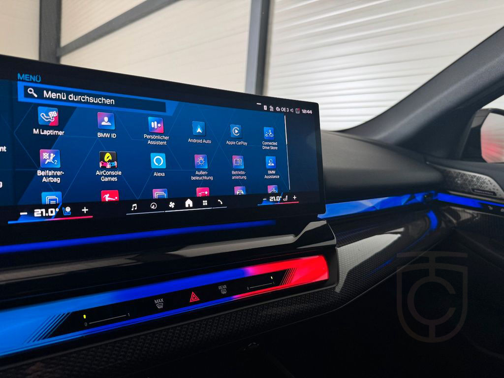 BMW M5 Touring PANO/HUD/AHK/INNO/SITZLÜFTUNG/ICONIC
