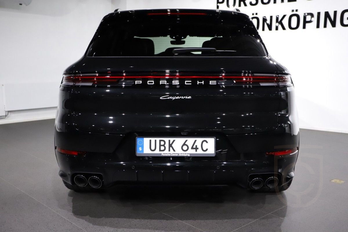 Porsche Cayenne SUV