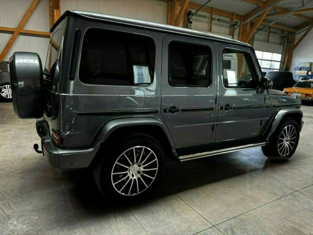 Mercedes-Benz G 500 V8