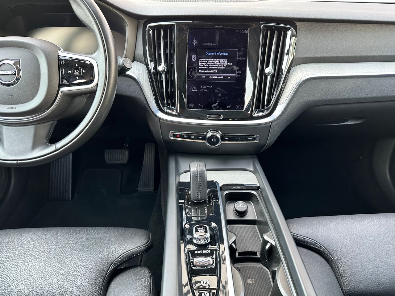 Volvo V60 CC B4 AWD Momentum