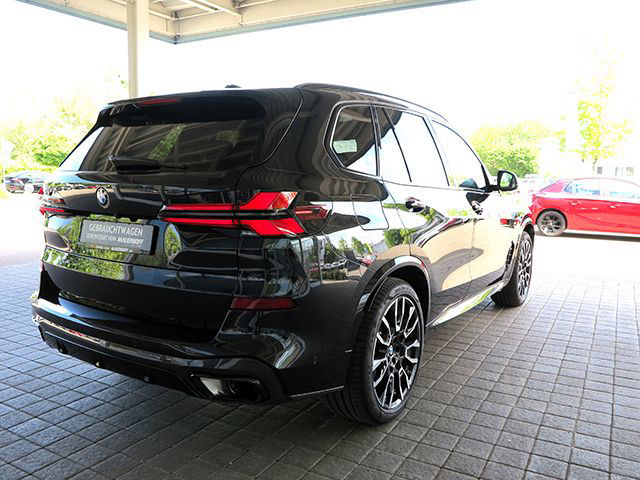 BMW X5 xDrive 30d Mild-Hybrid M Sport | Navi | LED