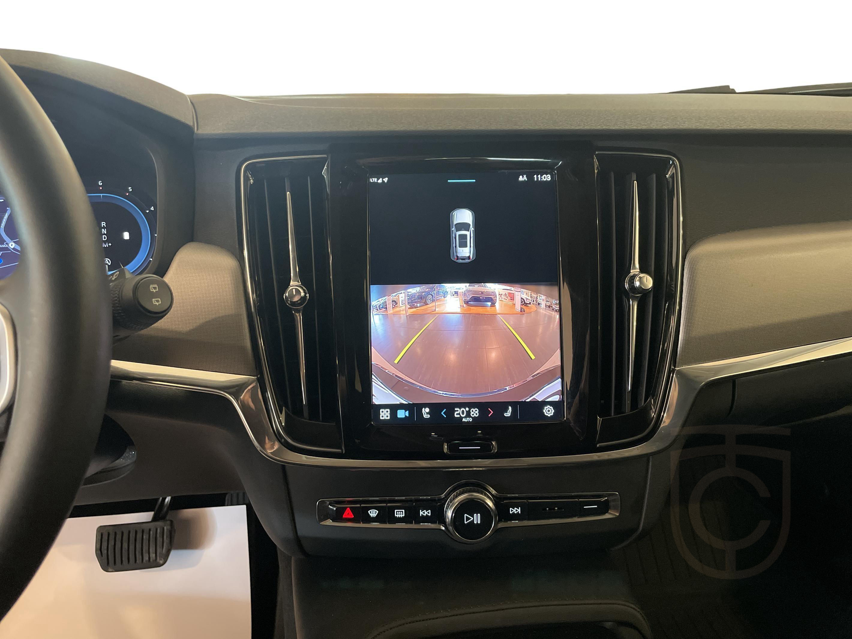 Volvo V90 Cross Country