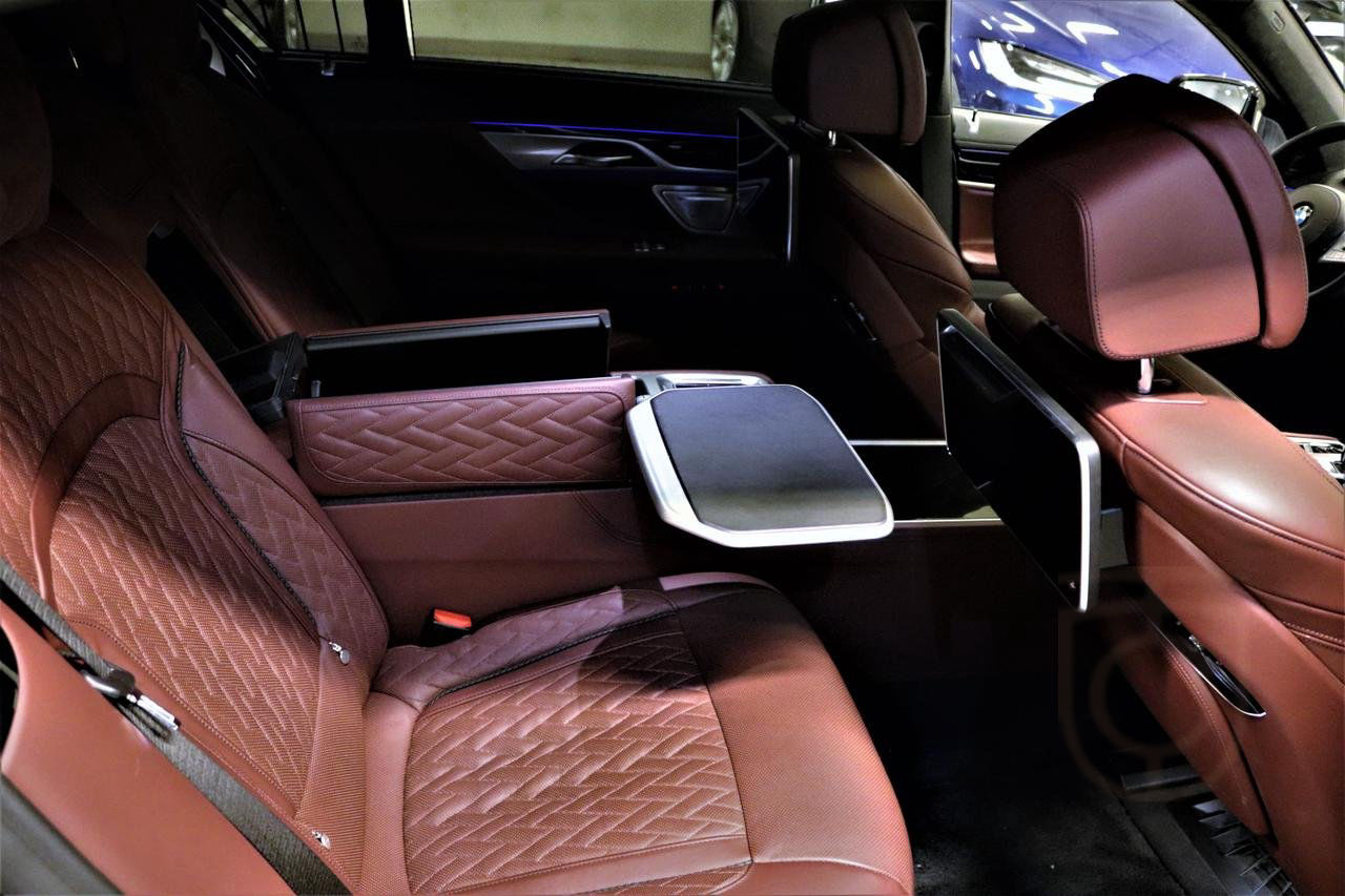 BMW 730 LD 266hk INDIVIDUAL B/W X-DRIVE TV-BAK MAXUTR MOMS