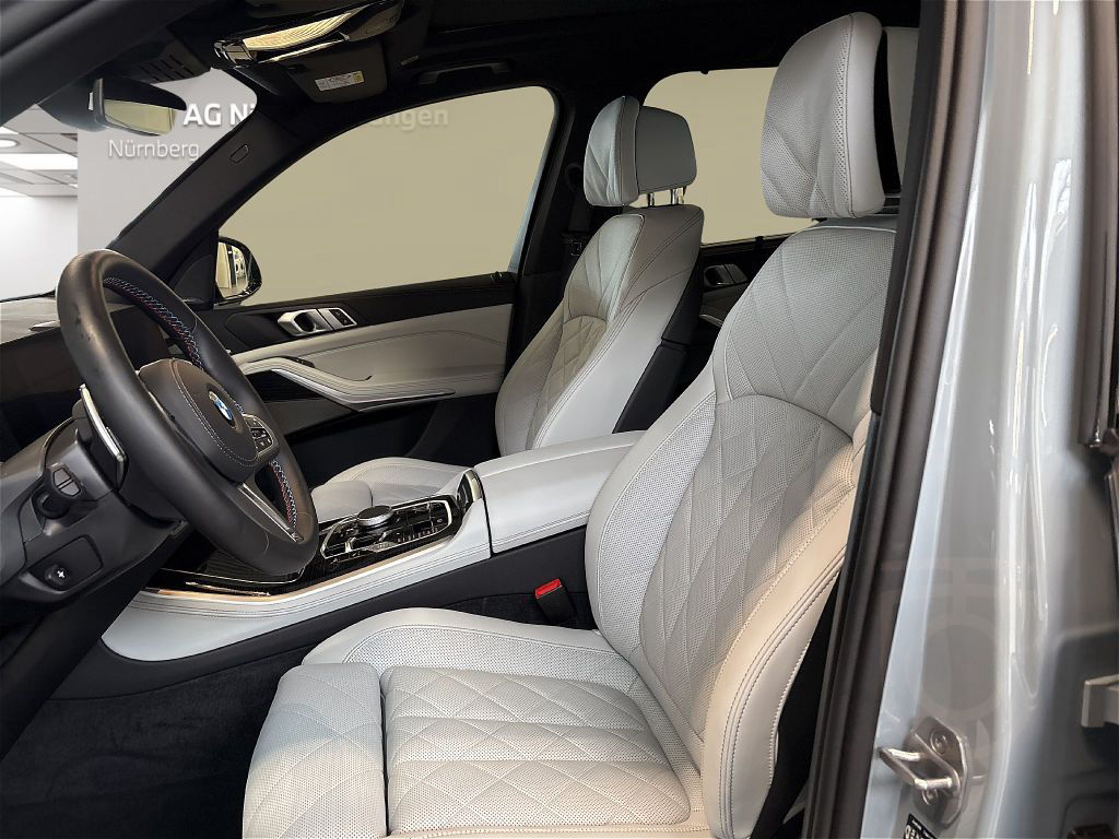 BMW X5 M60i xDrive