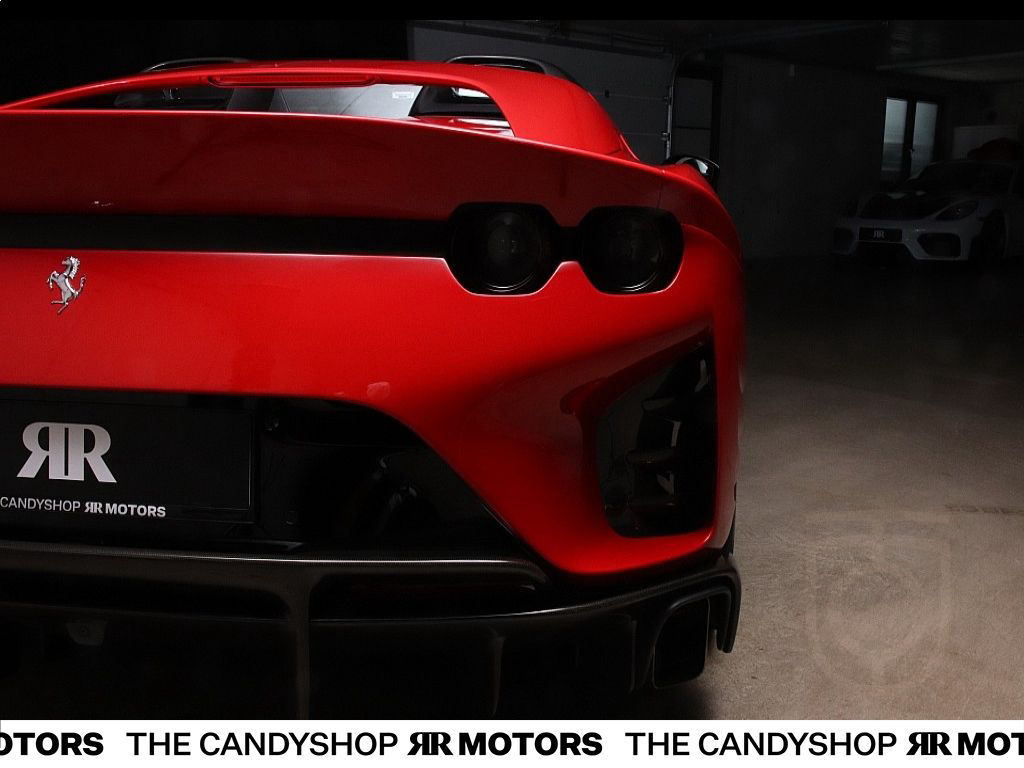 Ferrari 812 Competizione Aperta