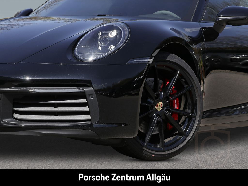 Porsche 992 911 Carrera 4S Surround-View Sport Chrono