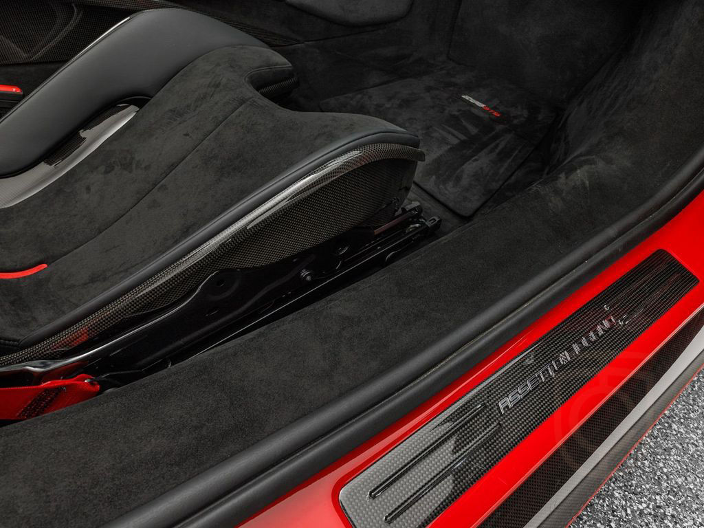 Ferrari 296 GTS Assetto Fiorano