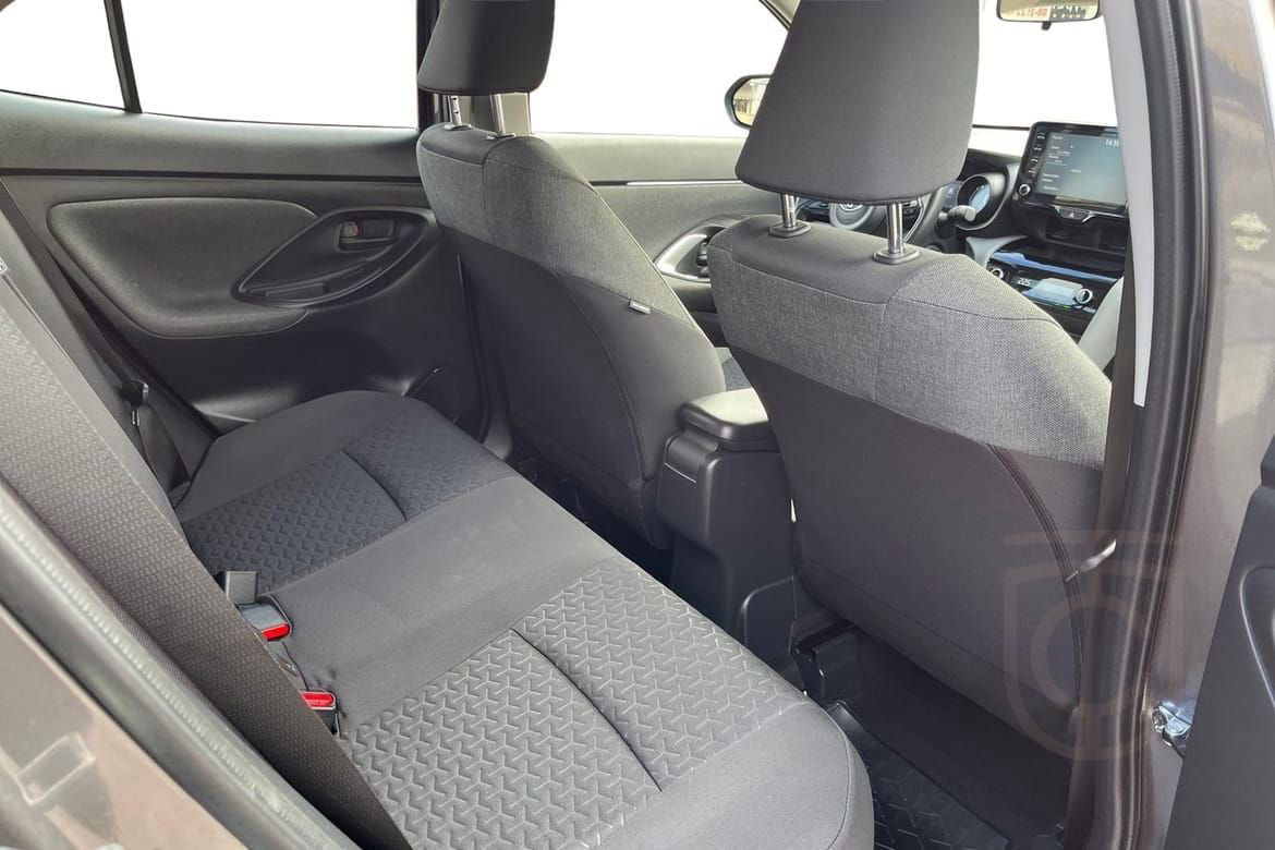 Toyota Yaris Cross Hybrid AWD-i 1,5 ACTIVE PARKERINGSSENS