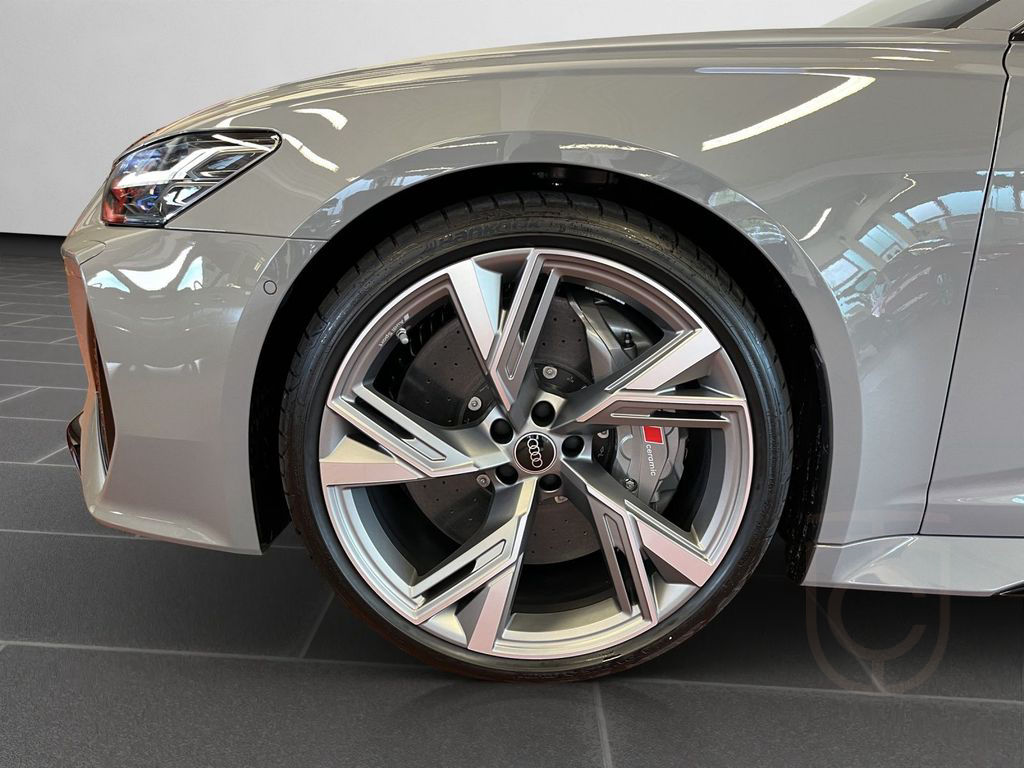Audi RS 6 Avant 441(600) kW(PS) tiptronic Standhzg.,