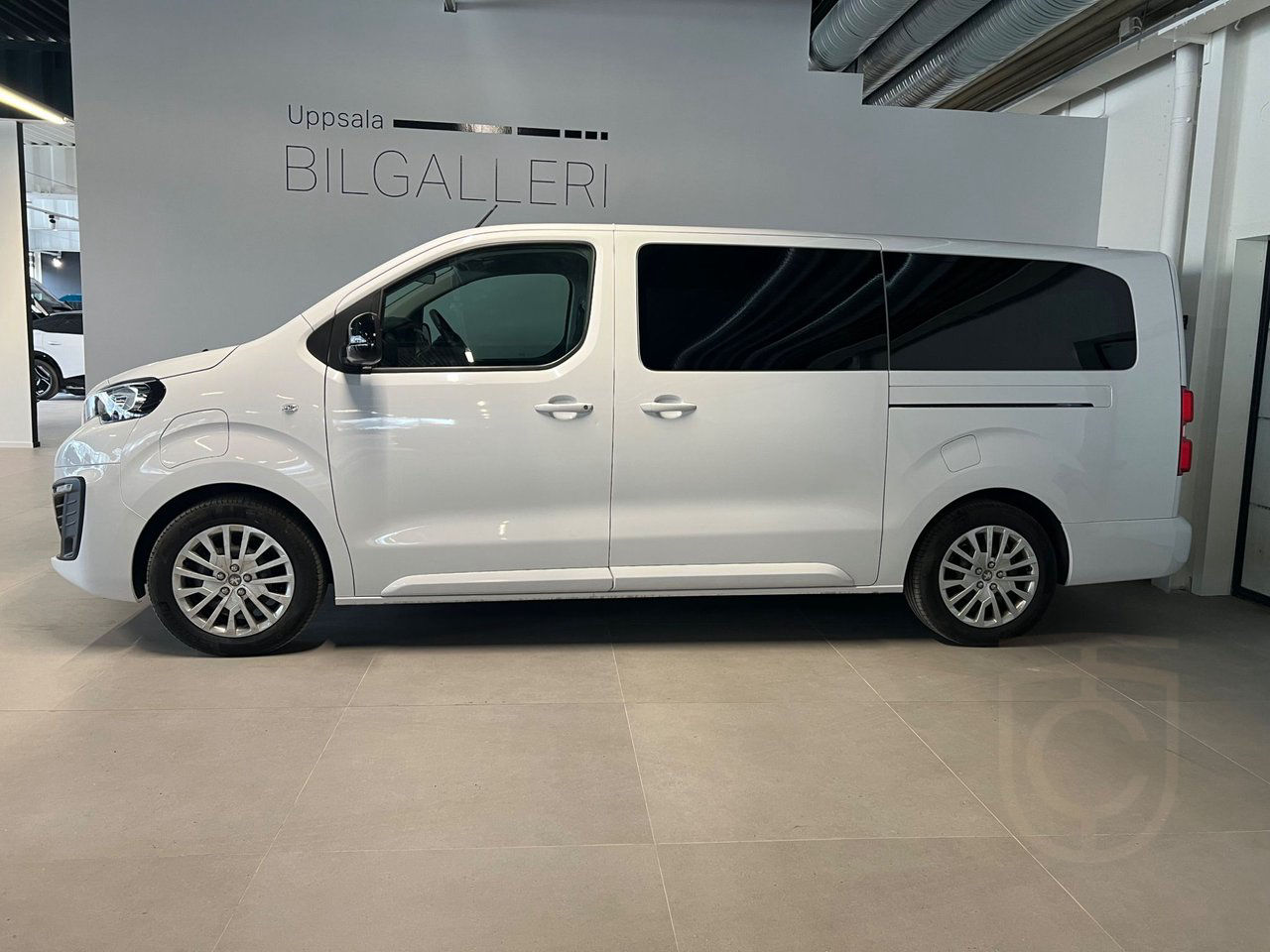 Peugeot Traveller e-Traveller
