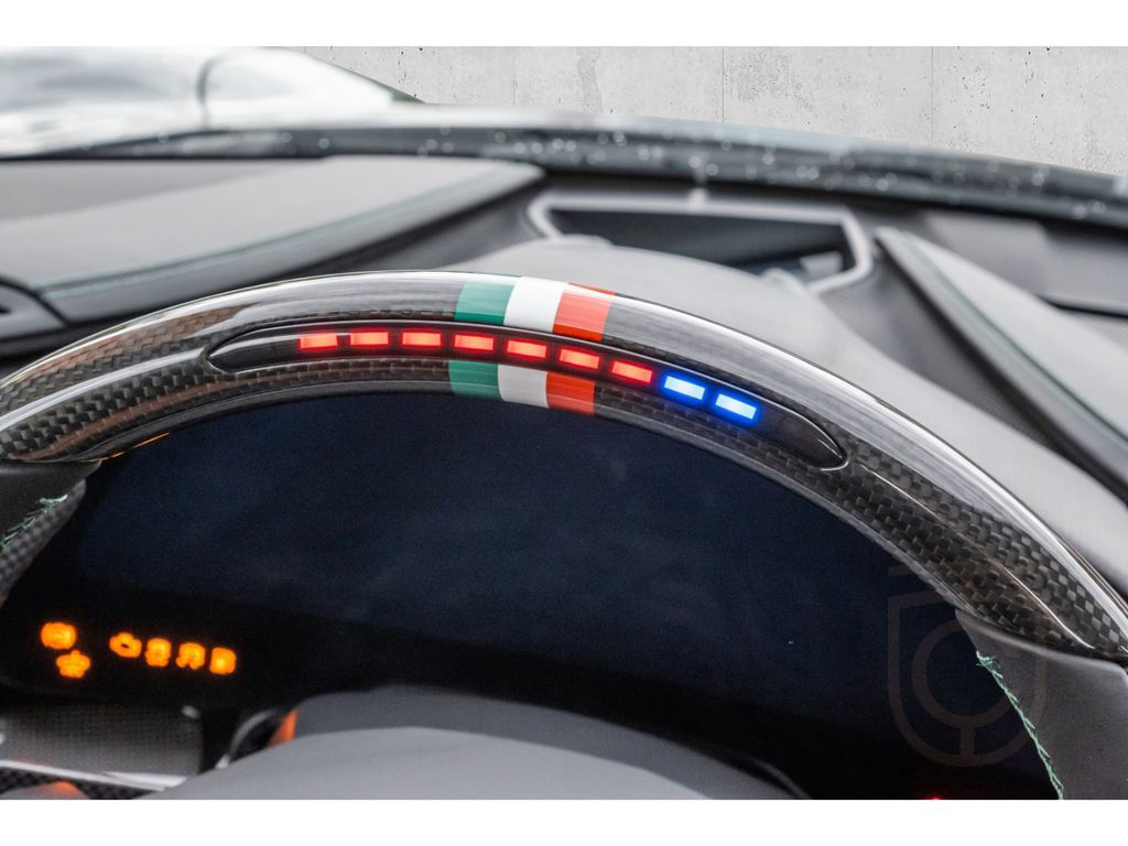 Ferrari SF90 Spider *Assetto Fiorano*Carbon*LED*Daytona*