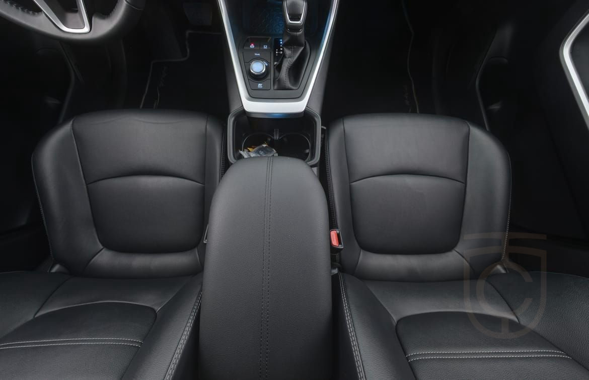 Toyota RAV4 Hybrid AWD-i E-CVT Executive