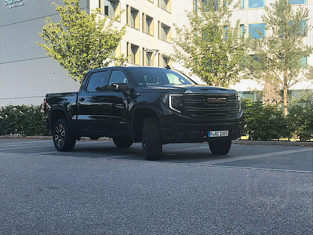 GMC Sierra 1500 AT4 6.2 V8 Offroad*Klappenausp.*360°