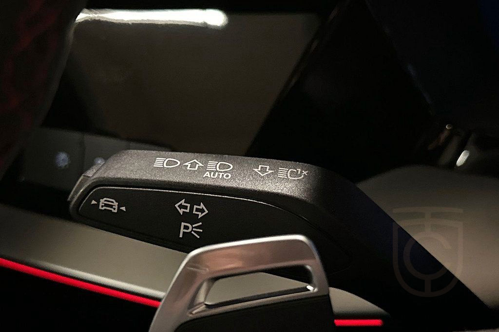 Audi RS3 Sedan RS-Designpaket Plus B&O 360kamera Pano