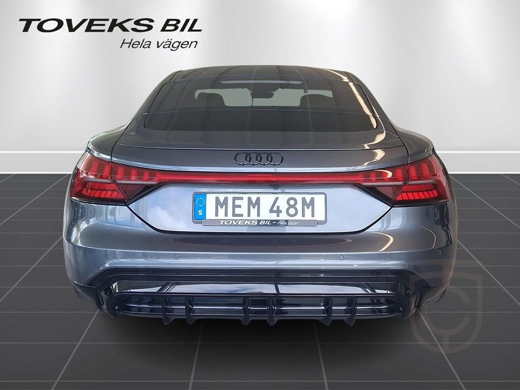 Audi E-Tron GT quattro